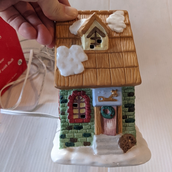 Dickens Village Collectibles Blacksmith Porcelain Lighted House Towne Series - Picture 11 of 15